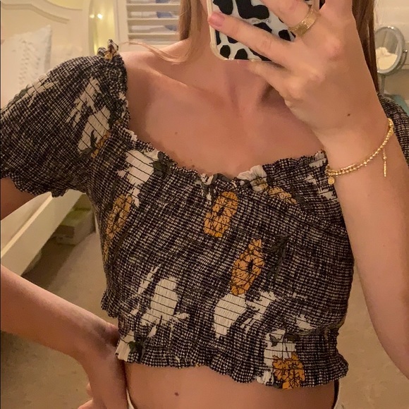 Astr Tops - ASTR the label crop top